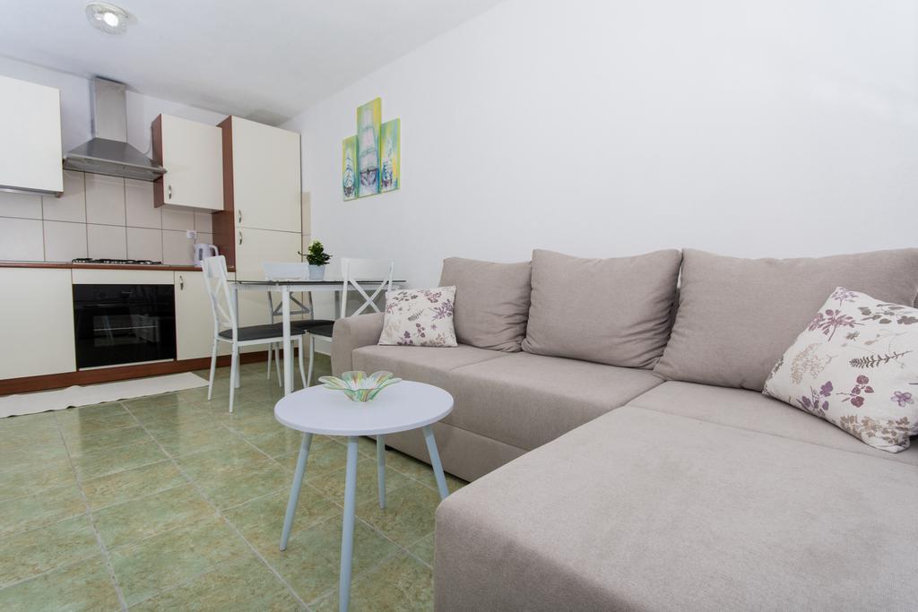 Apartment Mika 2 Trogir Eksteriør bilde