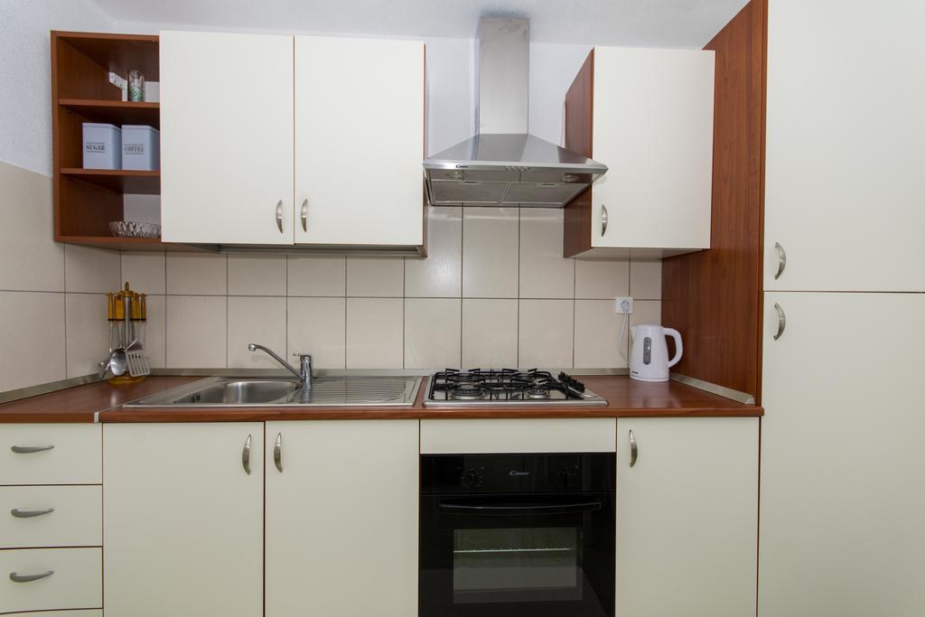 Apartment Mika 2 Trogir Eksteriør bilde