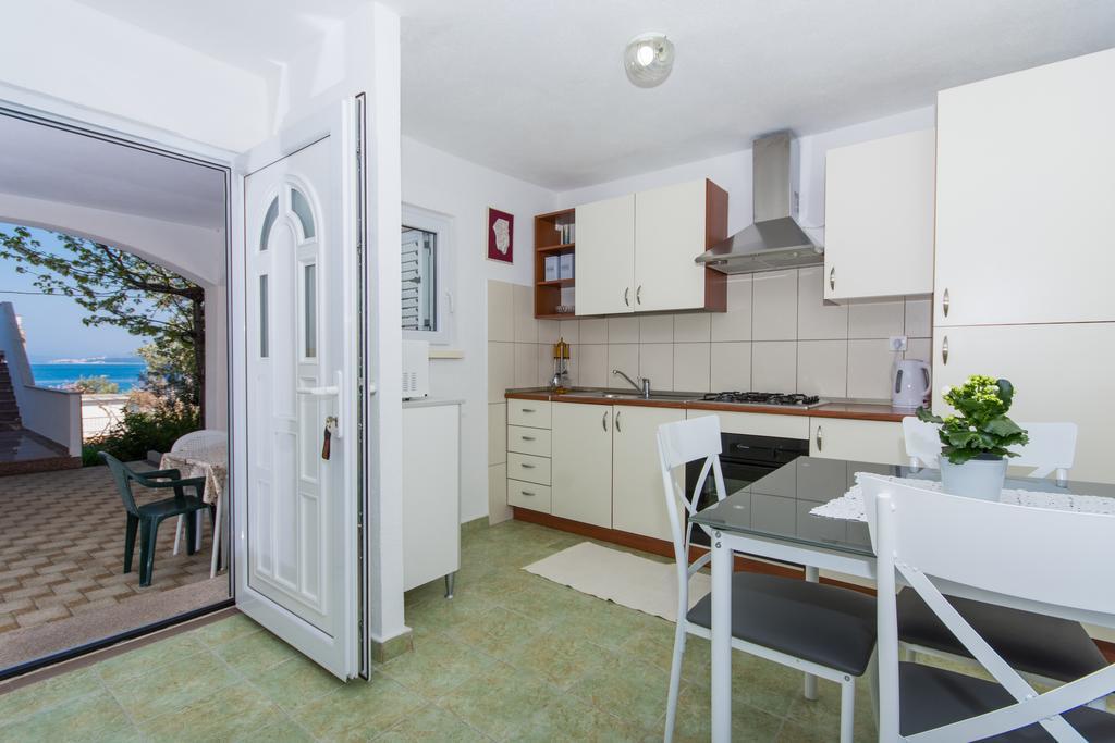 Apartment Mika 2 Trogir Eksteriør bilde